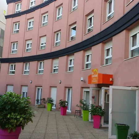 Ξενοδοχείο με διαμερίσματα Laureades Centre Jaude 2*
